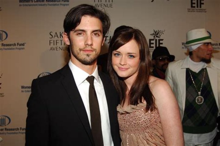 Alexis Bledel & Milo Ventimiglia: Their Relationship & More!