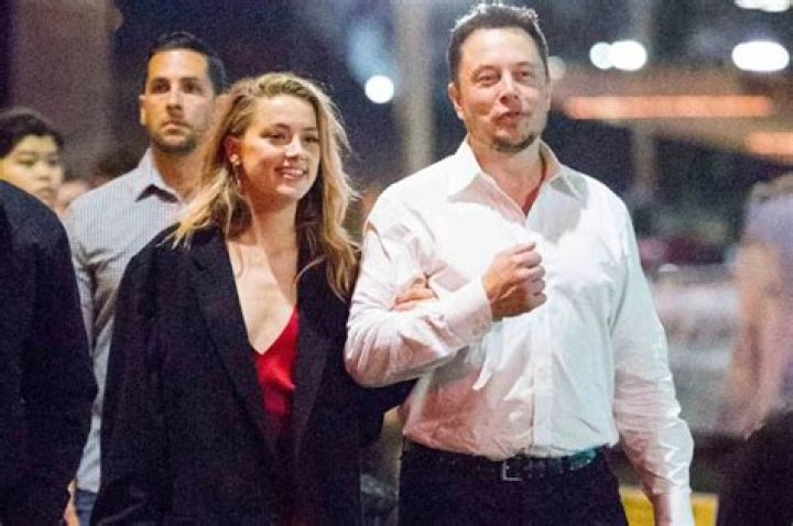 Elon Musk & Amber Heard: Latest News & Updates