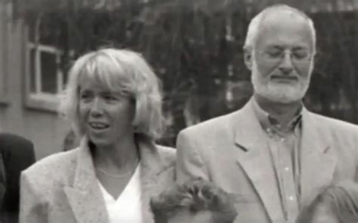 Andr&eacute;-Louis Auzi&egrave;re: The Visionary Architect of Modern Design