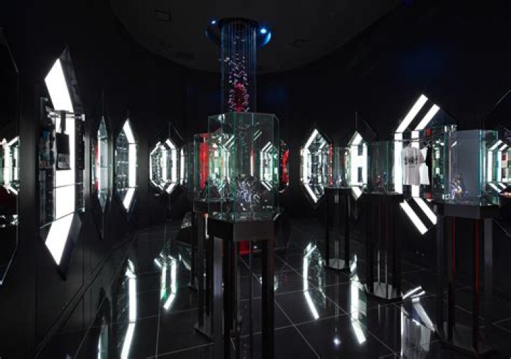 Square Enix Art: Stunning Art from Artnia!