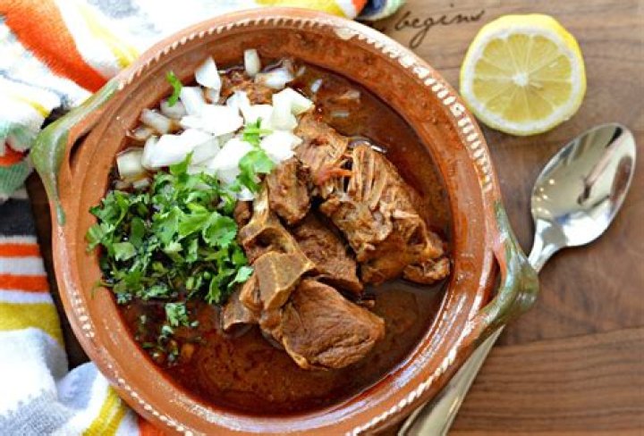 Best Birria de Res Recipe: Authentic & Easy!