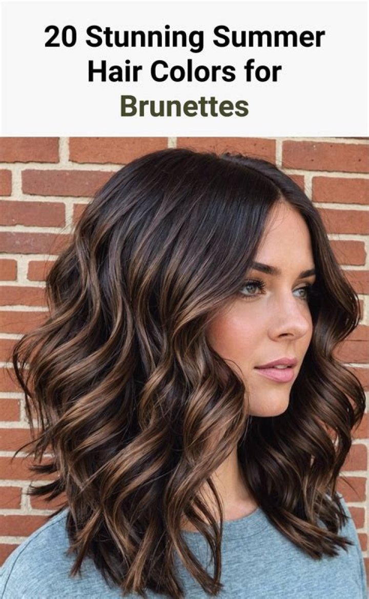 Charming and Delightful: The Cutest Brunettes in the Spotlight