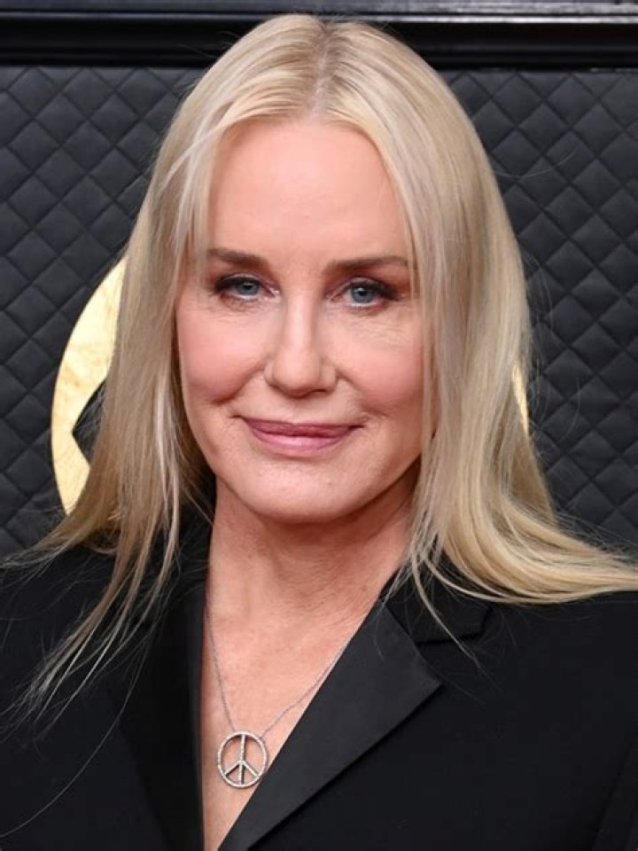 Daryl Hannah: Iconic Actress & Inspiring Advocate