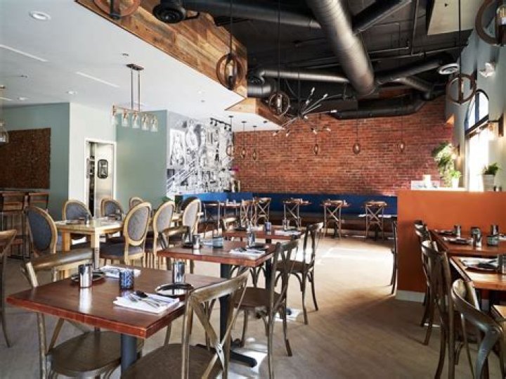 Exploring the Art of Desi Craft: A Cultural Journey Through Handicrafts