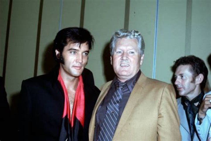 Elvis & Vernon Presley: A Father-Son Duo
