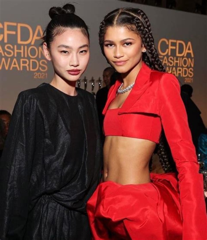 Hoyeon Jung Age: A Comprehensive Look into the Life of the Global Icon