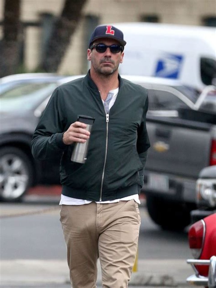 Jon Hamm Bulge: A Comprehensive Look at the Actor's Career, Life, and Iconic Moments