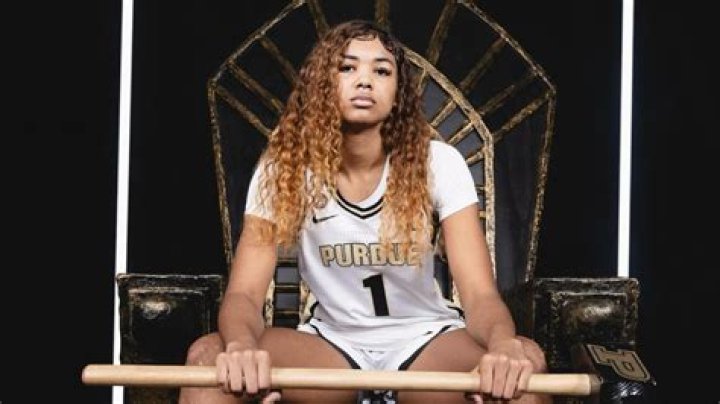 Kira Reynolds: A Comprehensive Guide to Her Life, Career, and Achievements