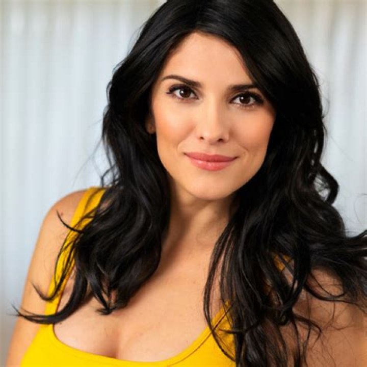 Lizette Reynoso: Unveiling the Rising Star of Mexican Entertainment