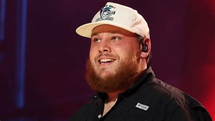 Luke Combs and His Connection to Trump: An Exploration