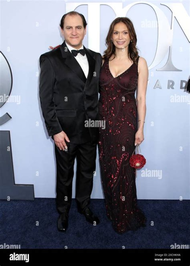 Mai-Linh Lofgren: A Rising Star in the World of Entertainment