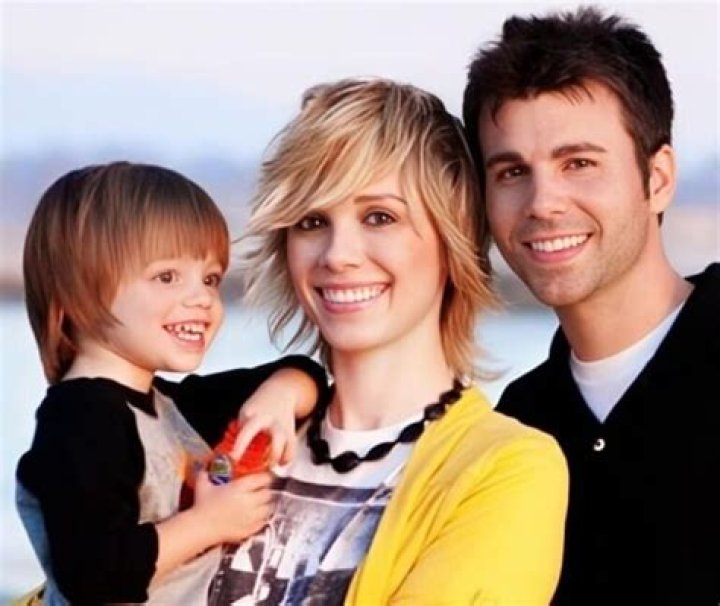 Mark Rober's Wife: Meet [Wife's Name]