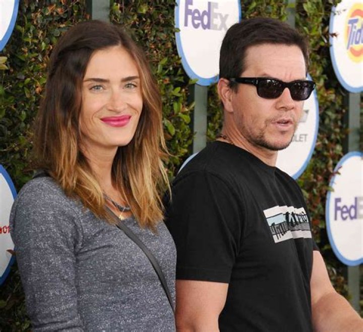 Mark Wahlberg's Wife: All You Need to Know