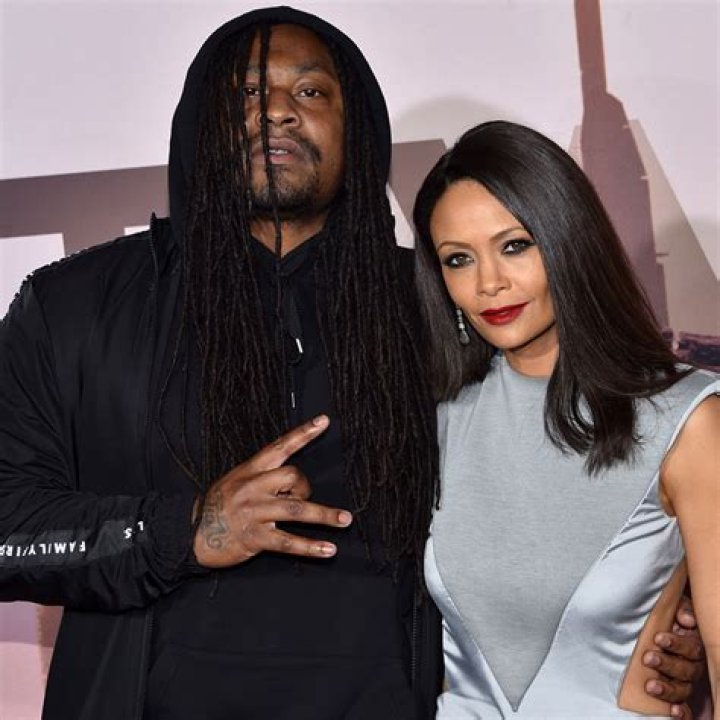 Meet Marshawn Lynch's Wife: A Comprehensive Guide to Her Life, Career, and Relationship