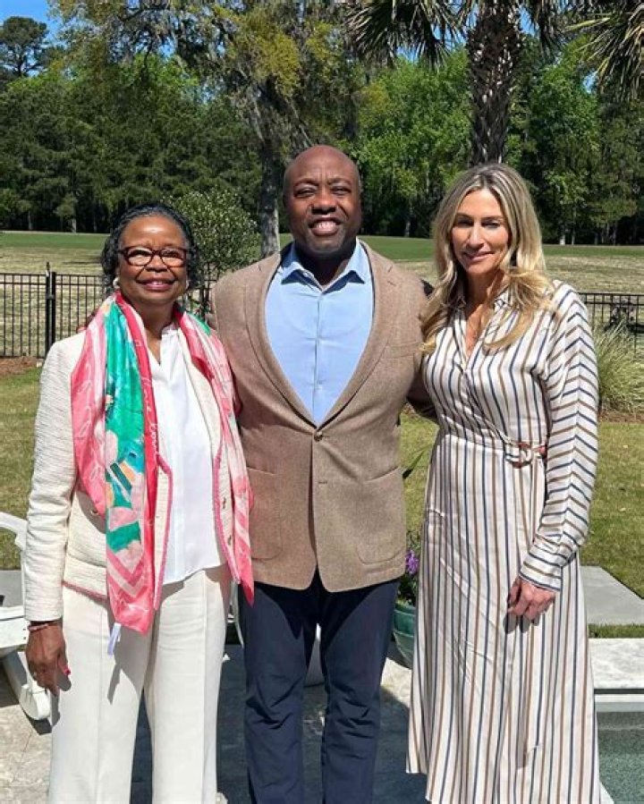 Mindy Noce First Husband: Unveiling the Truth Behind Her Early Marriage