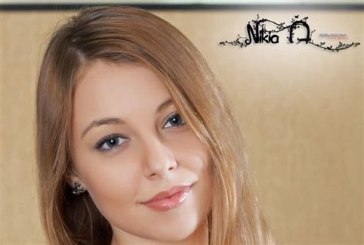 Nikia Ahe: Unveiling the Rising Star in the Spotlight