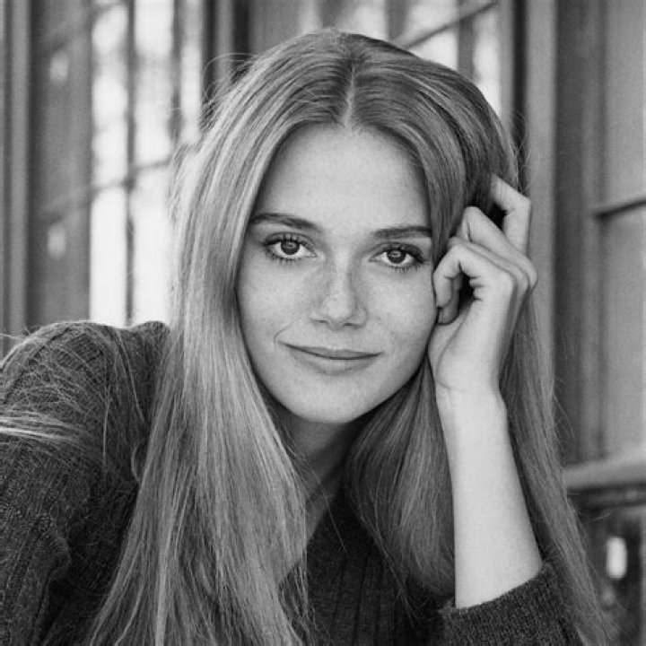Remembering Peggy Lipton: A Trailblazer in Television and Music