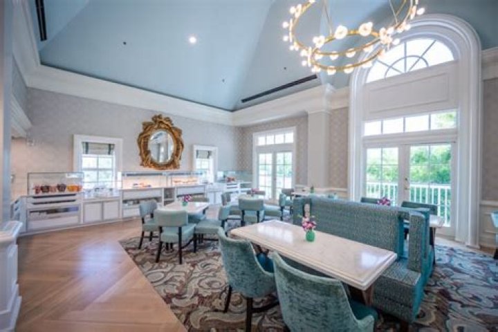 Riviera Gentleman's Club Reviews: Your Ultimate Guide to Luxury and Entertainment