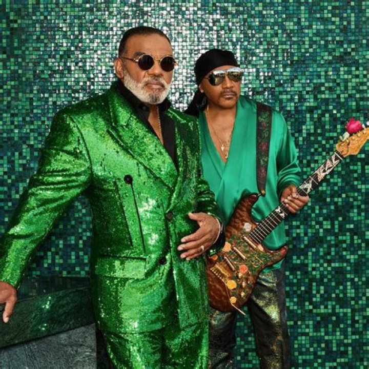 Ronald Isley: Music Legend's Timeless Hits