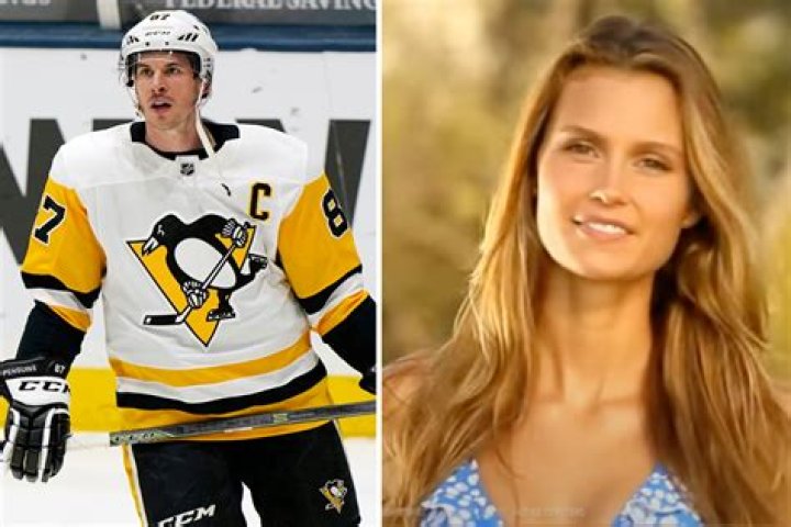 Sidney Crosby's Wife: Meet Ashley - Details & Pics