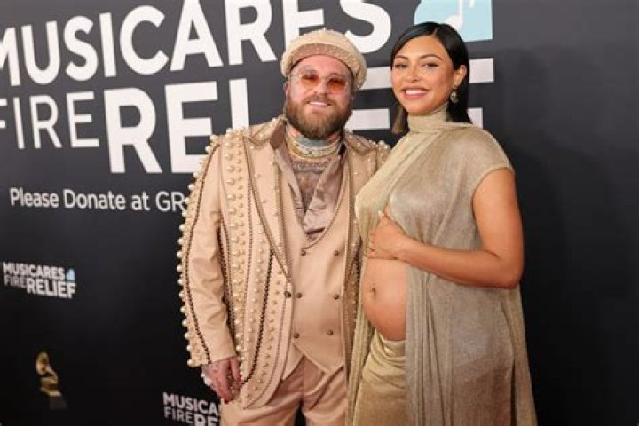 Teddy Swims Relationships: A Deep Dive into His Love Life and Connections