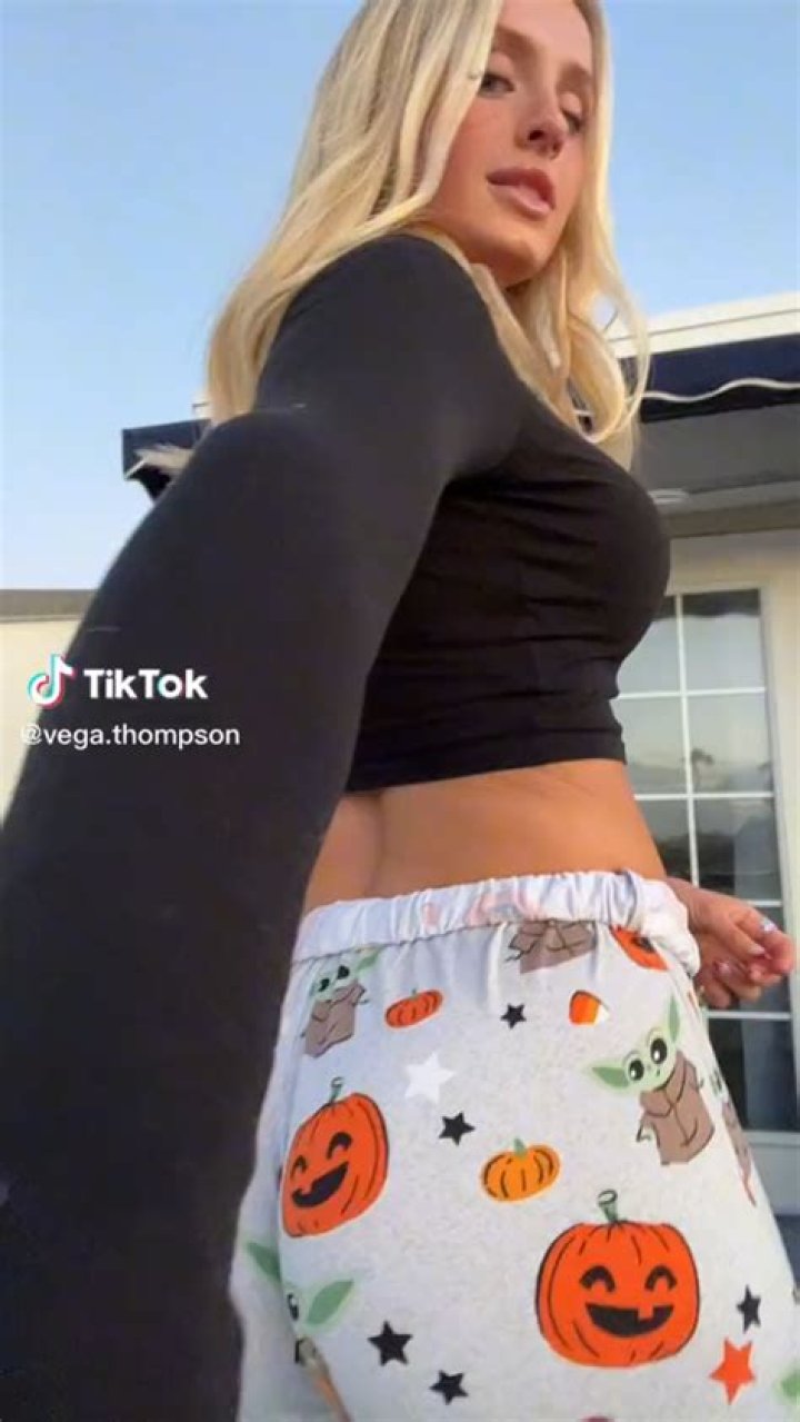 Vega Thompson Nudes: Debunking Myths and Focusing on Facts