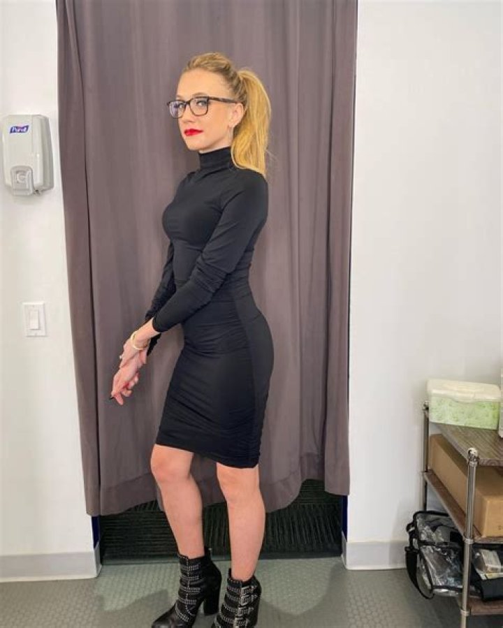 When is Kat Timpf Due? Unraveling the Mystery