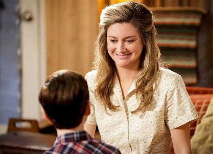 Meet Mary: Young Sheldon's Mom, Award-Winning Actress